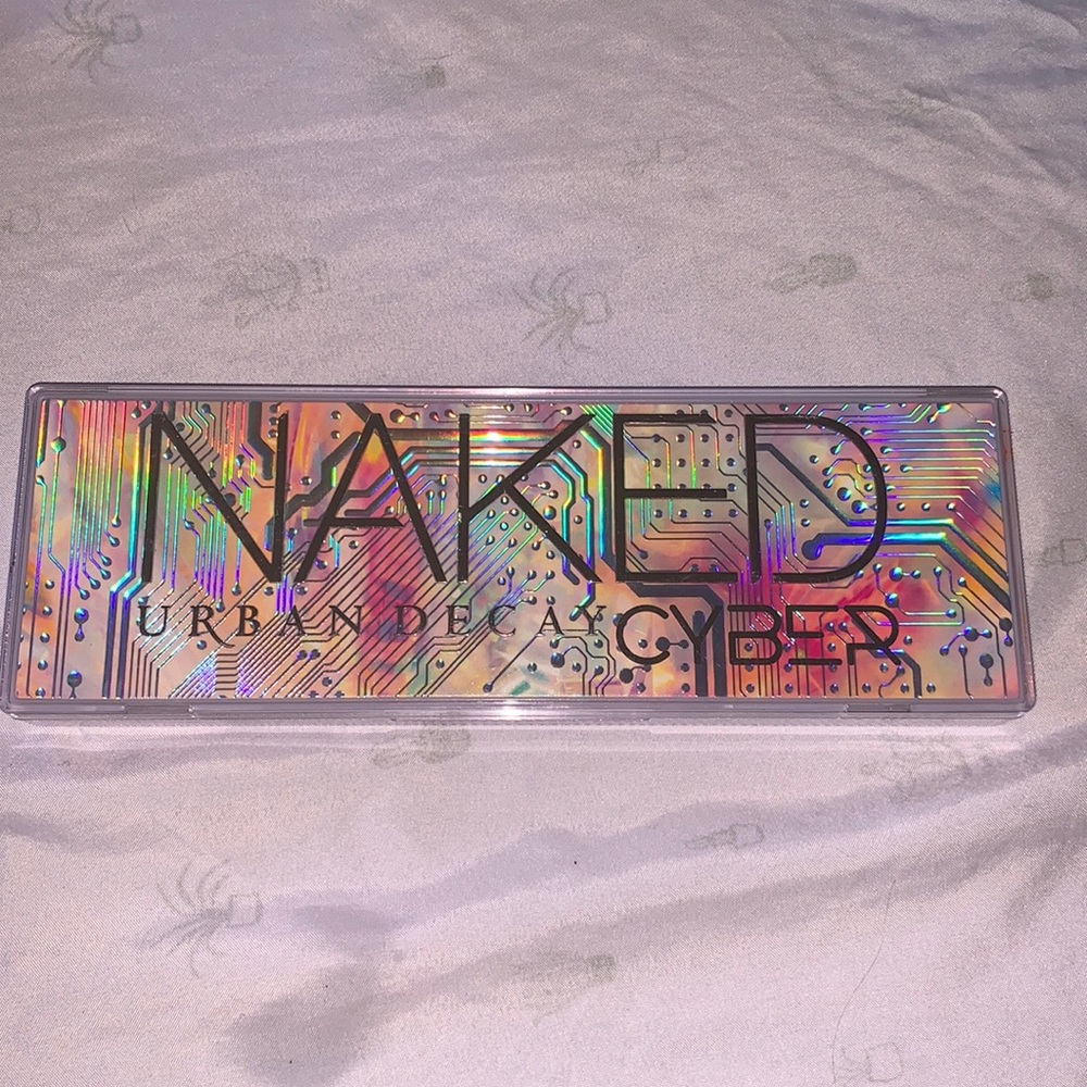 Urban decay cyber palette